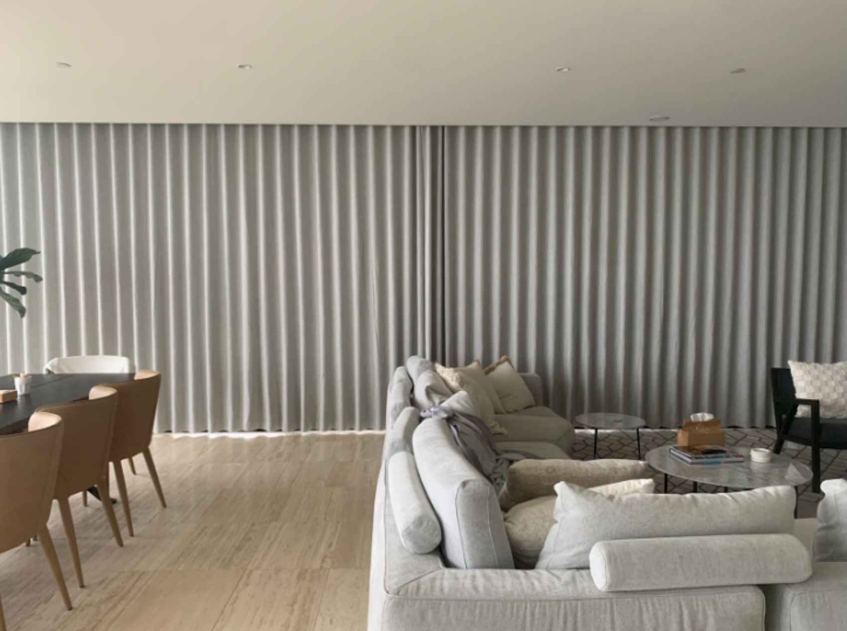 S-Fold curtain in living 2